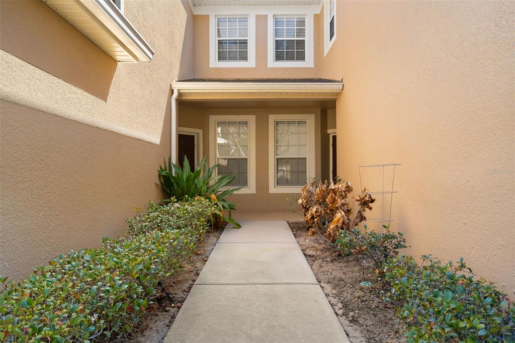 Image 2 of property listing at 2595 METRO SEVILLA DRIVE 103, Orlando, FL 32835