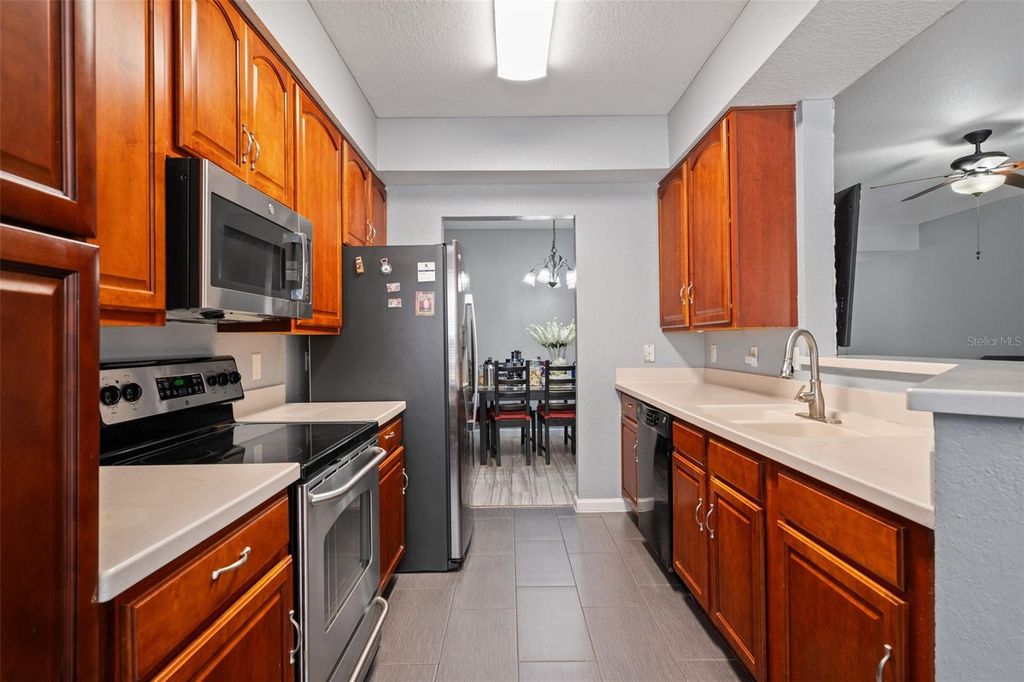 Image 12 of property listing at 2595 METRO SEVILLA DRIVE 103, Orlando, FL 32835