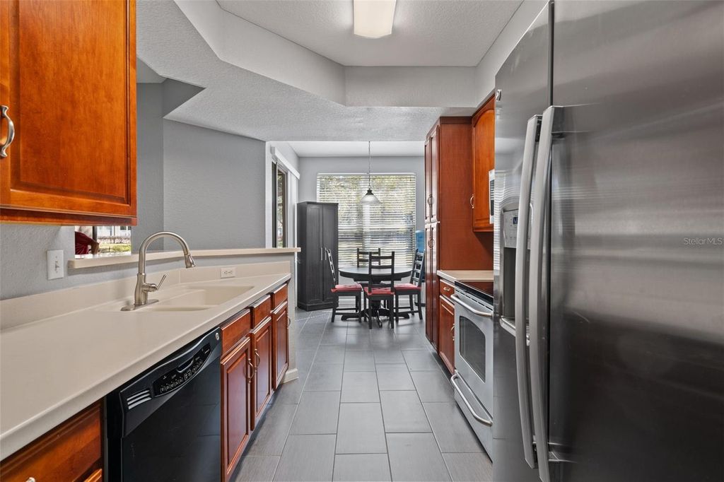 Image 13 of property listing at 2595 METRO SEVILLA DRIVE 103, Orlando, FL 32835