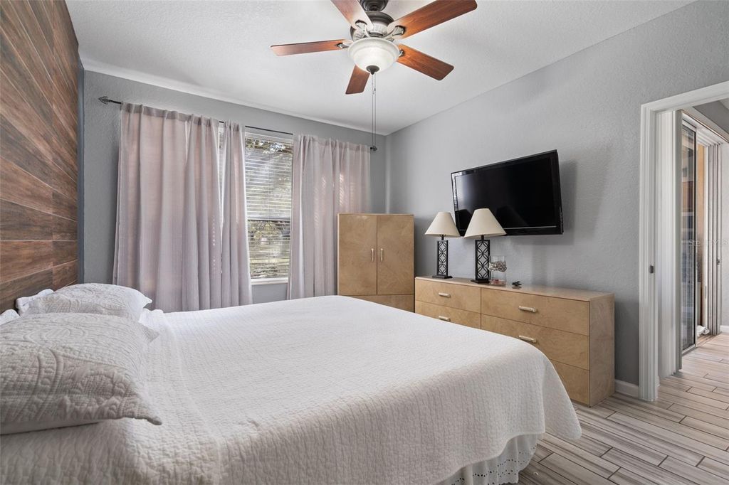 Image 17 of property listing at 2595 METRO SEVILLA DRIVE 103, Orlando, FL 32835