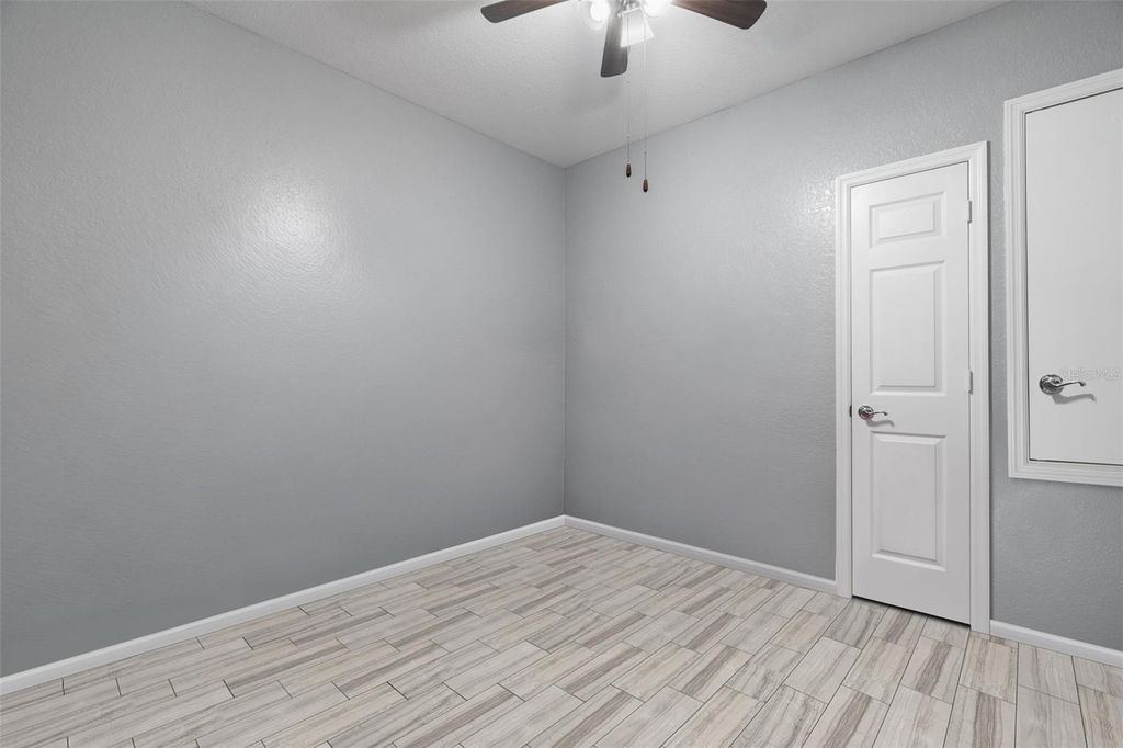 Image 25 of property listing at 2595 METRO SEVILLA DRIVE 103, Orlando, FL 32835