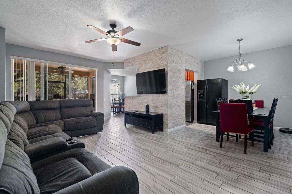 Image 9 of property listing at 2595 METRO SEVILLA DRIVE 103, Orlando, FL 32835