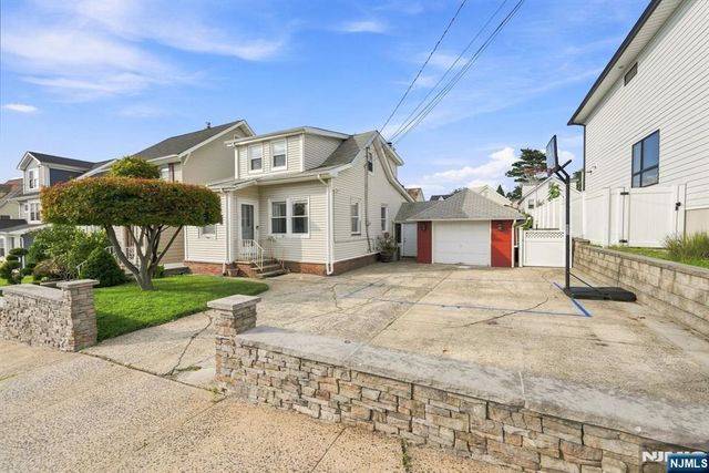 114 Melrose Avenue, North Arlington, NJ 07031