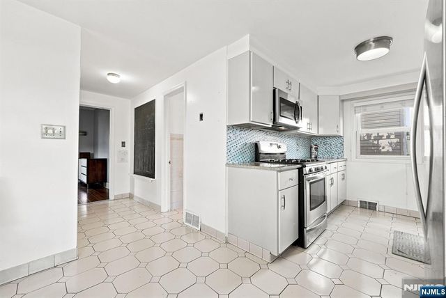 114 Melrose Avenue, North Arlington, NJ 07031