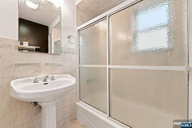 114 Melrose Avenue, North Arlington, NJ 07031