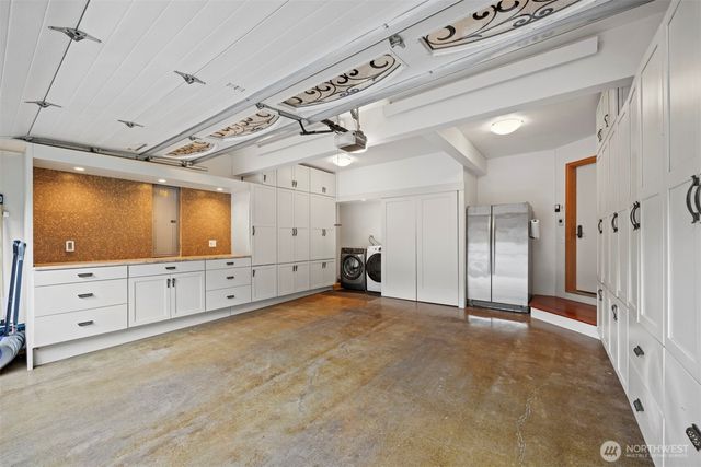 23 Cold Spring Lane, Bellingham, WA 98229