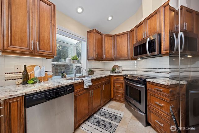 23 Cold Spring Lane, Bellingham, WA 98229