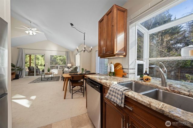 23 Cold Spring Lane, Bellingham, WA 98229