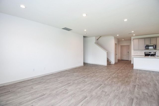 8030 Milam Lane, Rosharon, TX 77583
