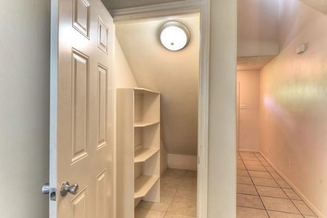 614 Foster Street, Tomball, TX 77375