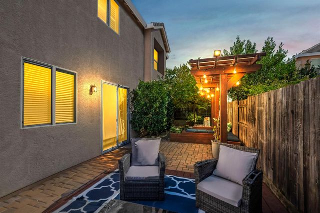 1209 Manza Cir, Roseville, CA 95678