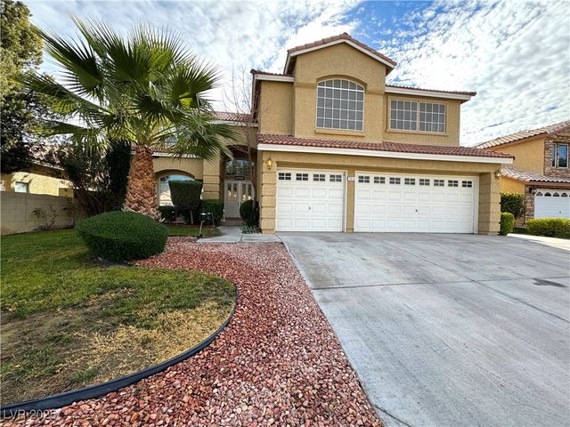 7913 WATERFALLS Avenue, Las Vegas, NV 89128