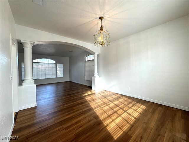 7913 WATERFALLS Avenue, Las Vegas, NV 89128