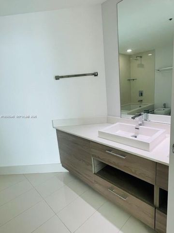1300 S Miami Ave 4001, Miami, FL 33130