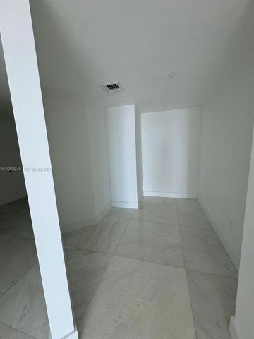 1300 S Miami Ave 4001, Miami, FL 33130