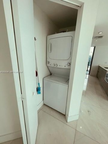 1300 S Miami Ave 4001, Miami, FL 33130