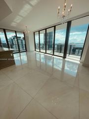 1300 S Miami Ave 4001, Miami, FL 33130