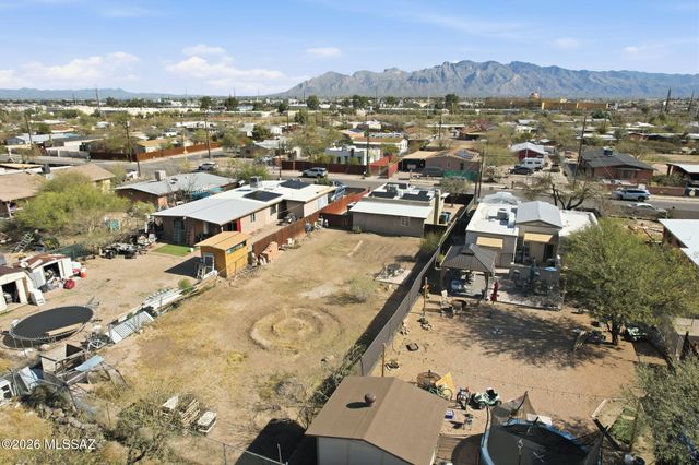 1337 W El Rio Drive, Tucson, AZ 85745