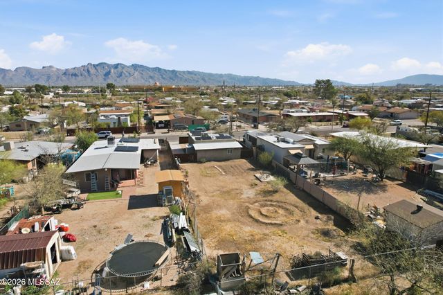 1337 W El Rio Drive, Tucson, AZ 85745