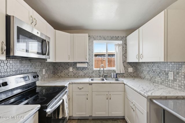 1337 W El Rio Drive, Tucson, AZ 85745