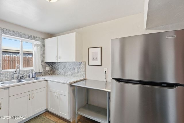 1337 W El Rio Drive, Tucson, AZ 85745