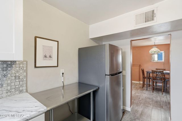 1337 W El Rio Drive, Tucson, AZ 85745