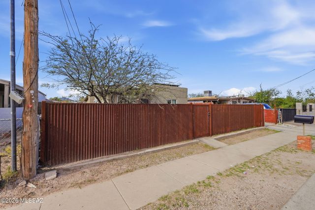 1337 W El Rio Drive, Tucson, AZ 85745