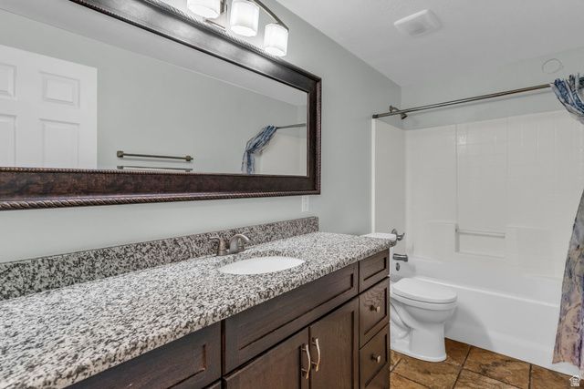 5175 W 11000 N, Highland, UT 84003