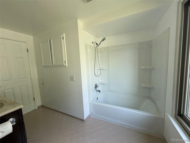 45429 Brunswick Drive, Canton, MI 48187