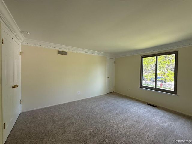 45429 Brunswick Drive, Canton, MI 48187