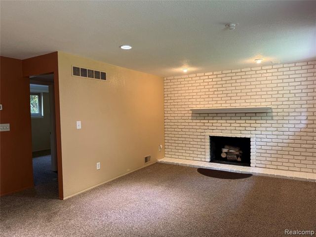 45429 Brunswick Drive, Canton, MI 48187