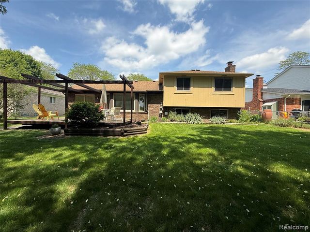 45429 Brunswick Drive, Canton, MI 48187