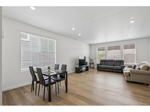 10976 Snowdon St, Parker, CO 80134