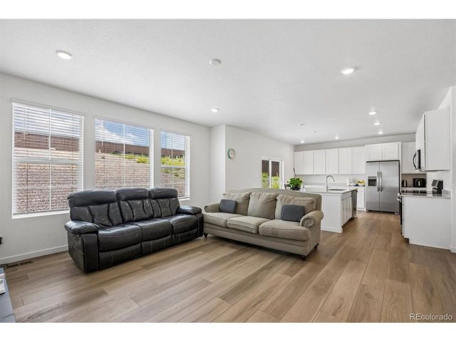 10976 Snowdon St, Parker, CO 80134