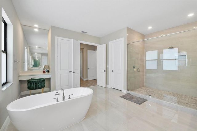 9245 W Parkland Bay Trail, Parkland, FL 33076