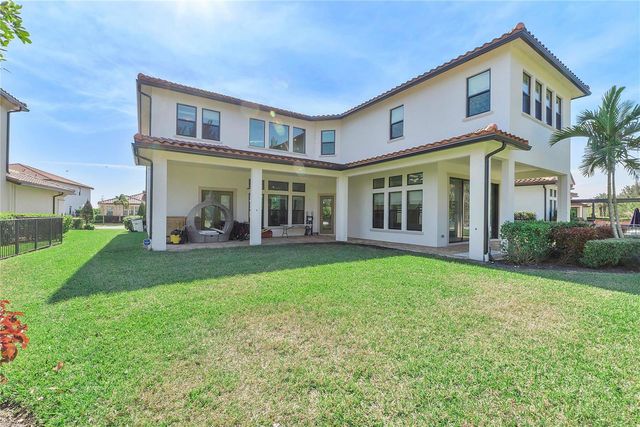 9245 W Parkland Bay Trail, Parkland, FL 33076