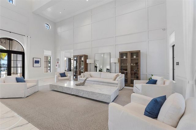 9245 W Parkland Bay Trail, Parkland, FL 33076