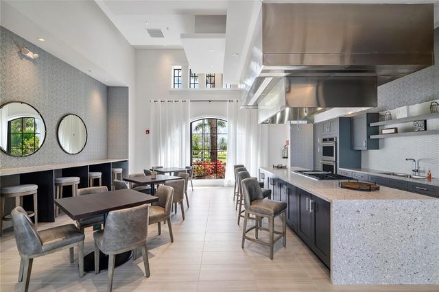 9245 W Parkland Bay Trail, Parkland, FL 33076