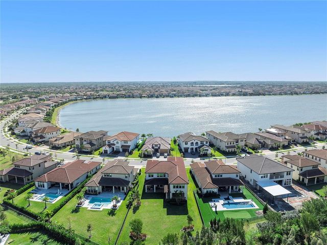 9245 W Parkland Bay Trail, Parkland, FL 33076