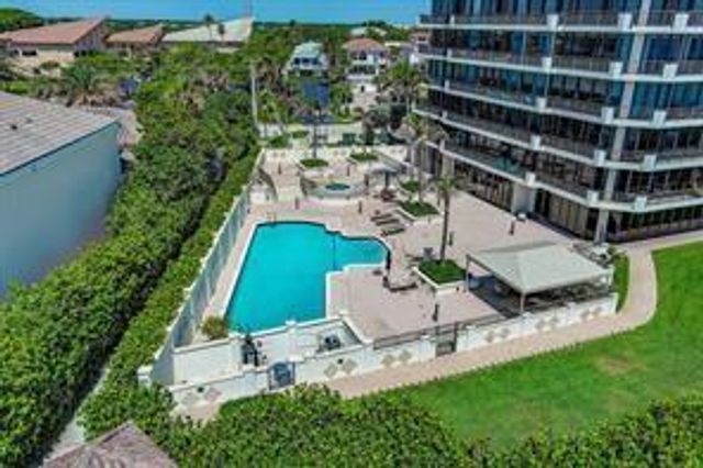 800 Ocean Dr 404, Juno Beach, FL 33408