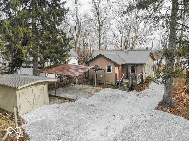 7929 White River Drive, Indianapolis, IN 46240