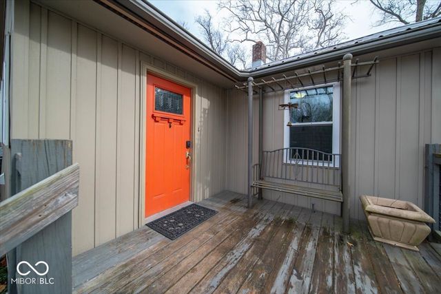 7929 White River Drive, Indianapolis, IN 46240