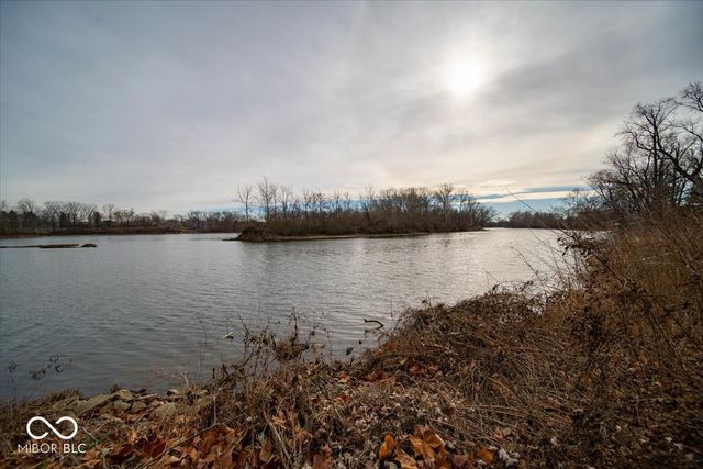 7929 White River Drive, Indianapolis, IN 46240