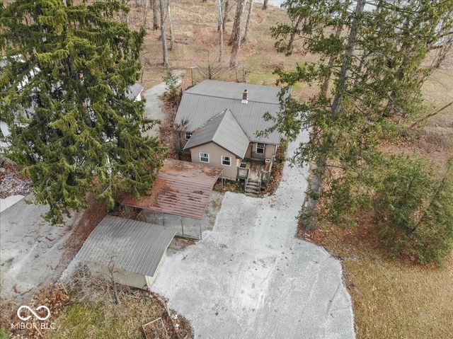 7929 White River Drive, Indianapolis, IN 46240