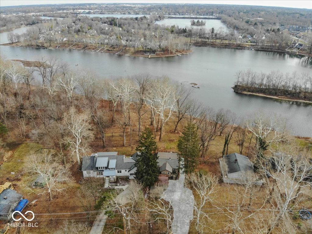 7929 White River Drive, Indianapolis, IN 46240