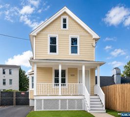 522 Beach Street, Orange, NJ 07050