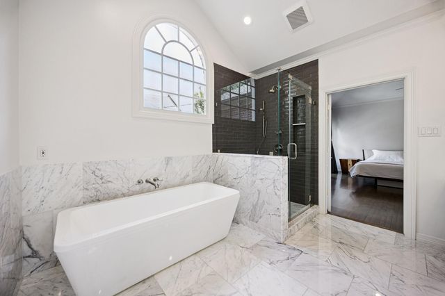 3008 Pittsburg Street, Houston, TX 77005