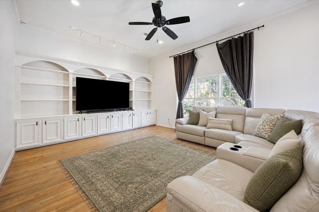 3008 Pittsburg Street, Houston, TX 77005