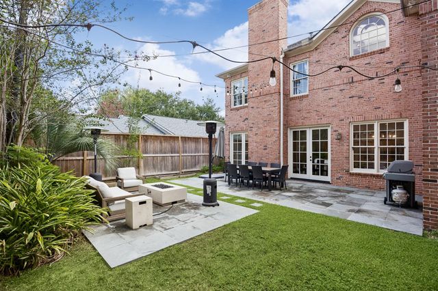 3008 Pittsburg Street, Houston, TX 77005
