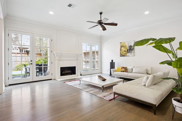 3008 Pittsburg Street, Houston, TX 77005